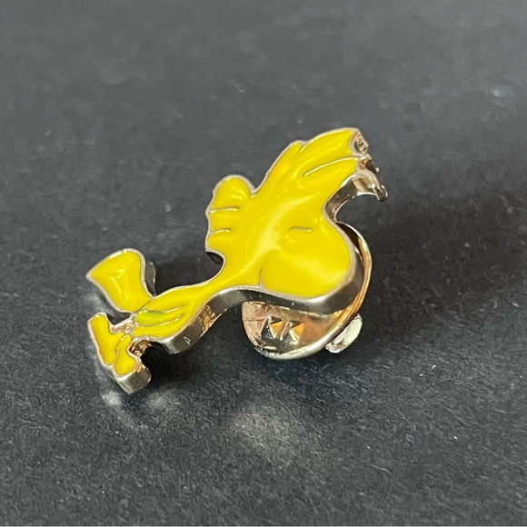 Peanuts Woodstock Pin Brooch - Picture 4 of 5